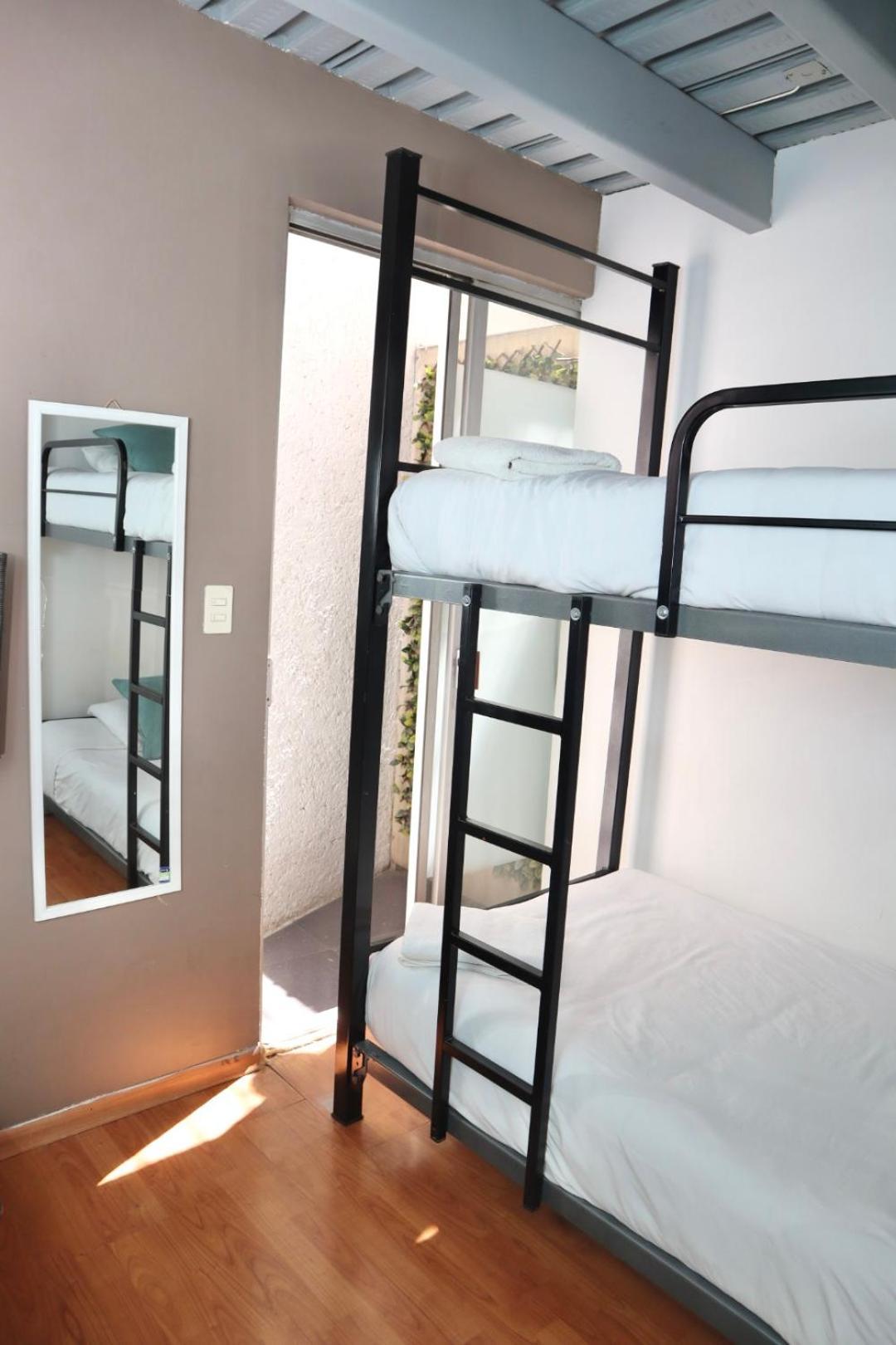 Privada C/ Terraza &escritorio Polanco. Auberge de jeunesse *
